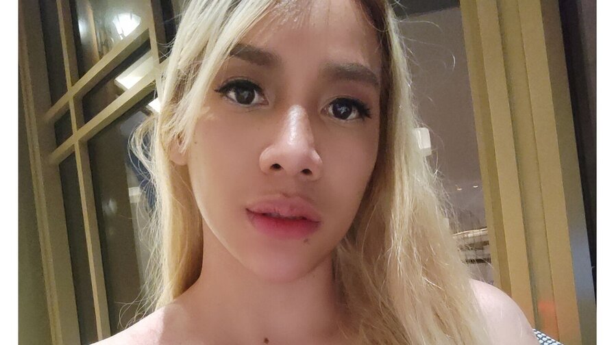 Record Nude CassyThompson