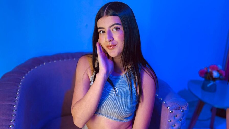 Record Nude DulceeAdams