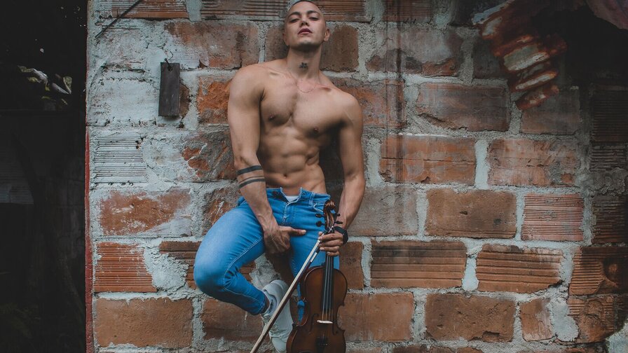 Record Nude KenMclean