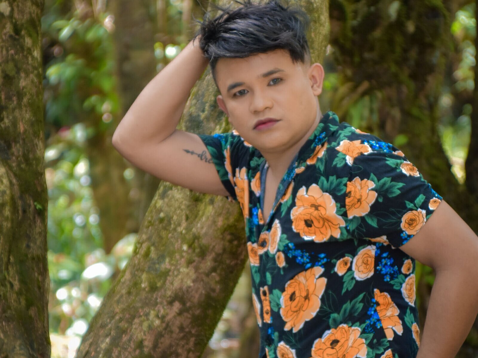 Record Nude KennethBroughton