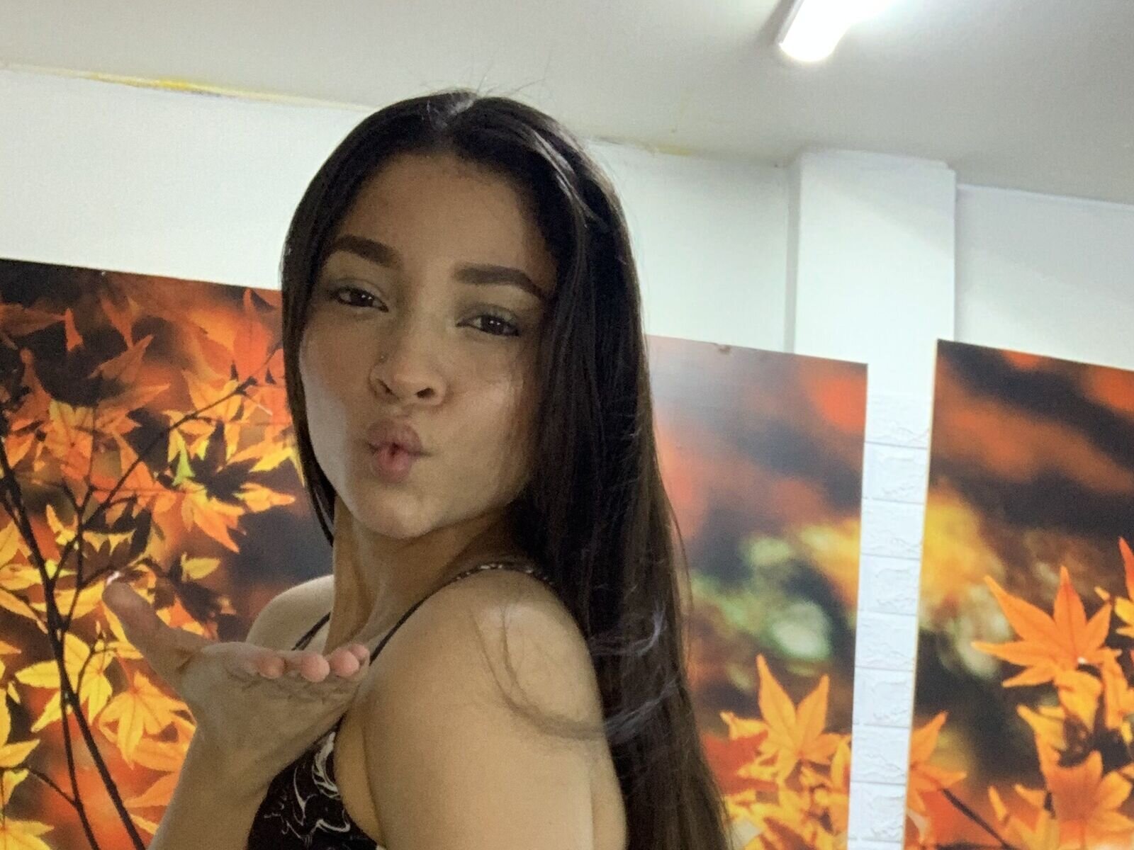 Record Nude KymCortes