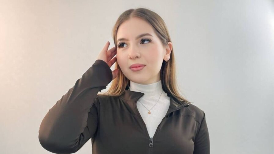 Record Nude LeonaDrane