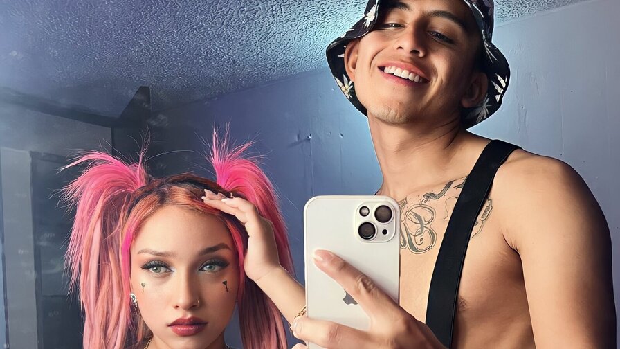 Record Nude MarkAndLisey