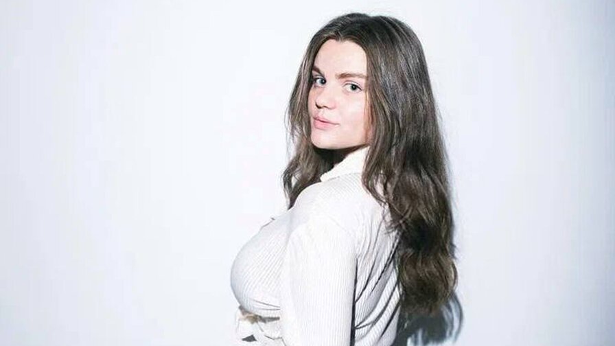 Record Nude MelaniMell