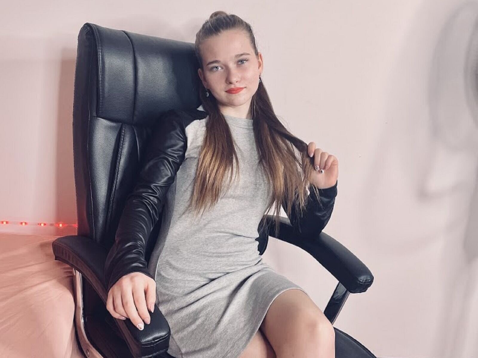 Record Nude MoiraBelle