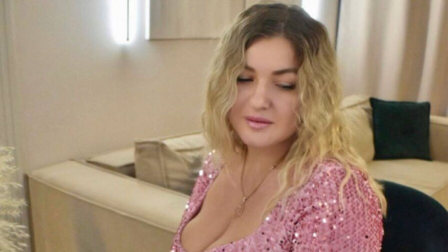 Record Nude NikaSkyling