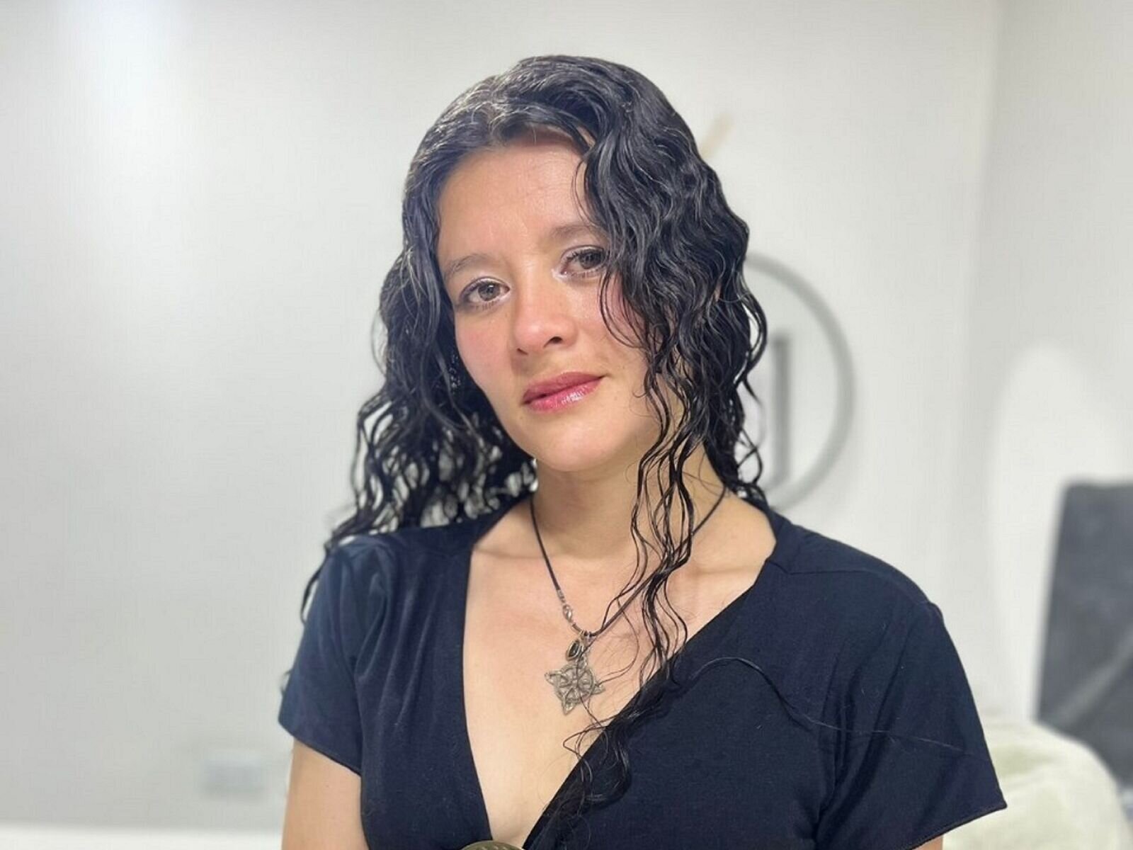 Record Nude SereneValkas