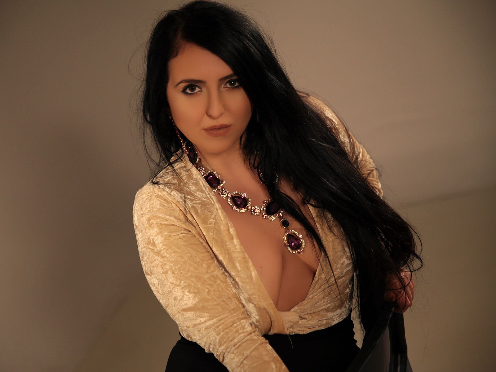 Record Nude TemptingCarly