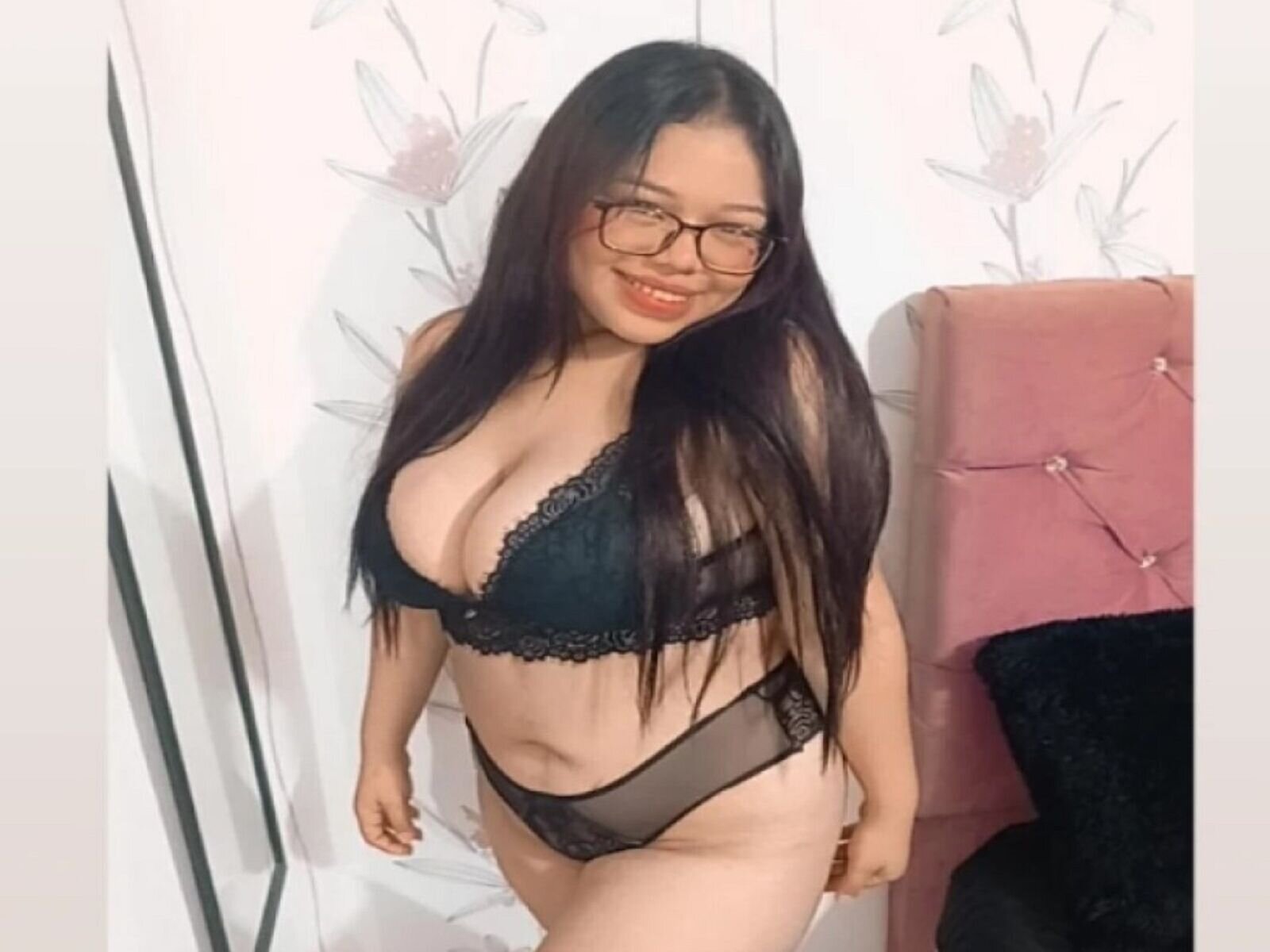 Record Nude VickyNaomi